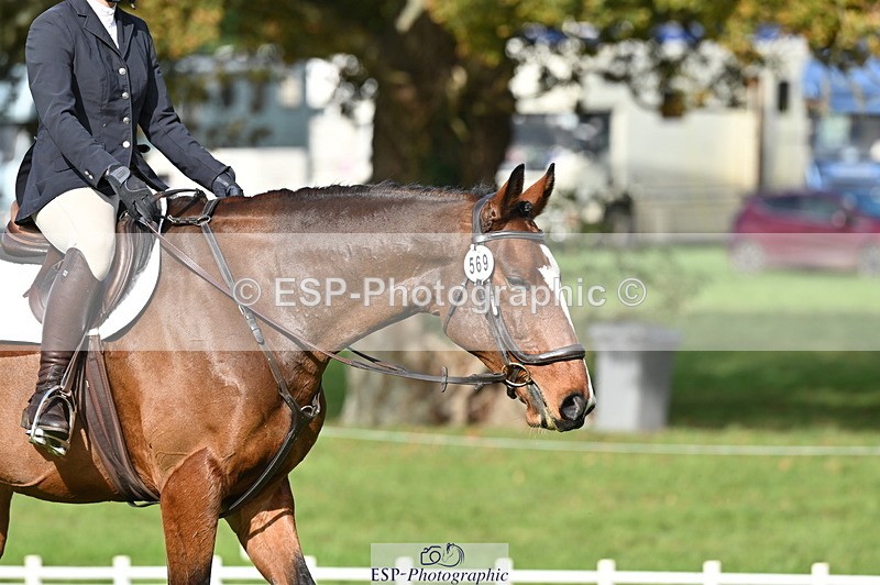 251024A-121051-09892 - G-569-Hannah.Lewis