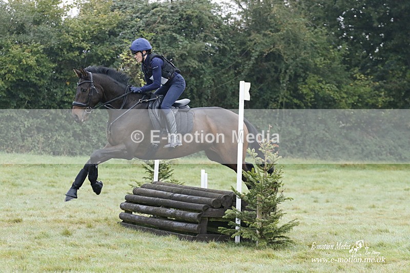 WWHT 171021 0261 - Novice Restricted (0.80m)  17/10/21
