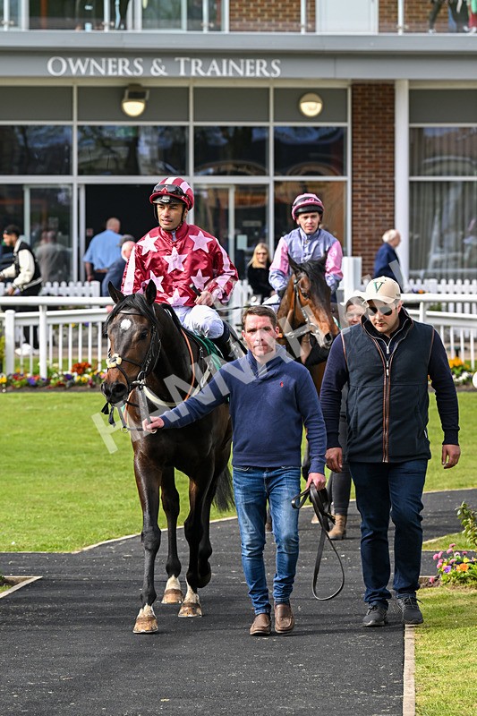 200424-Race 2-Kendall Roy-6005