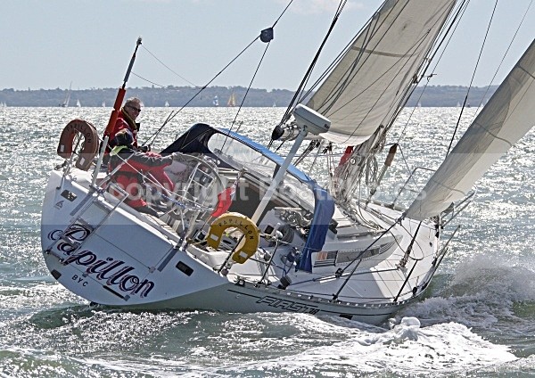 090426 K9443 PAPILLON IMG_5176 - Sailboats - monohull