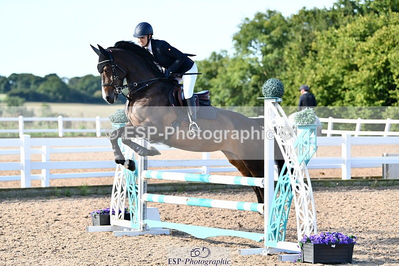 240913A-093113-02947 - Cls 20 Snr British Novice and 90cm Open