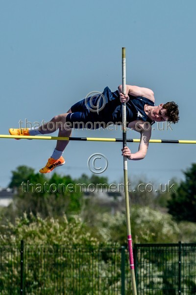 West25Sat-926937 - Field Male