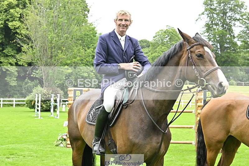 250613A-135743-02422 - Cls 3 Snr Foxhunter