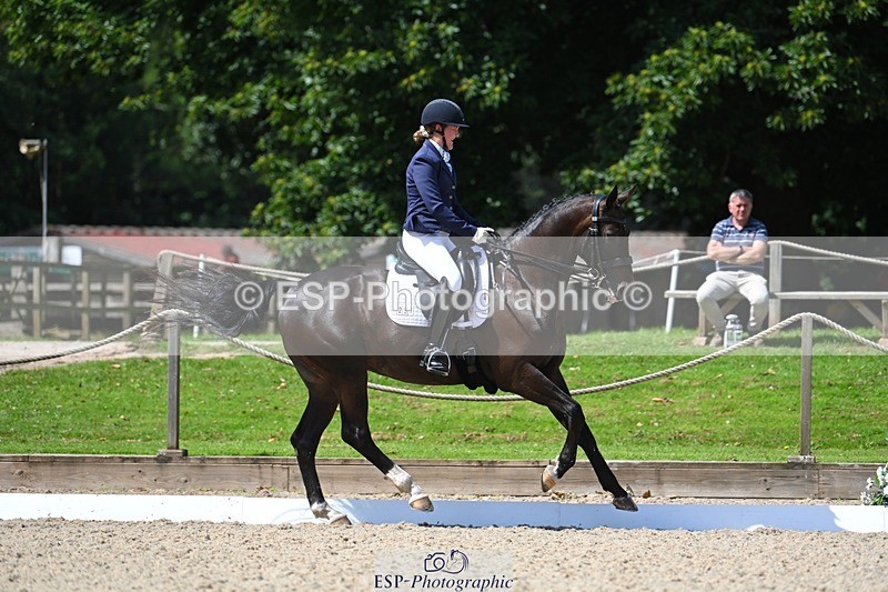 230811-121851-01240 - Cls 4 Adv Medium Silver