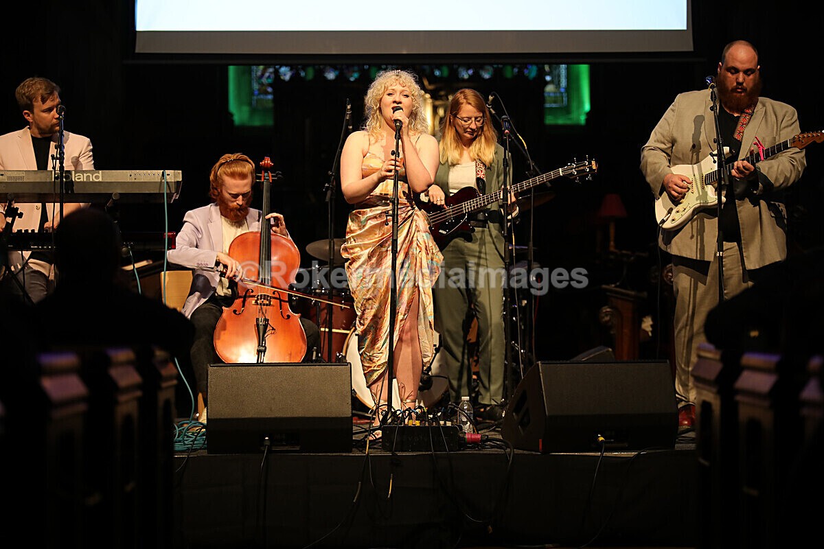 FOLK N BLUES-478 - FOLK and BLUES SEPT 2022