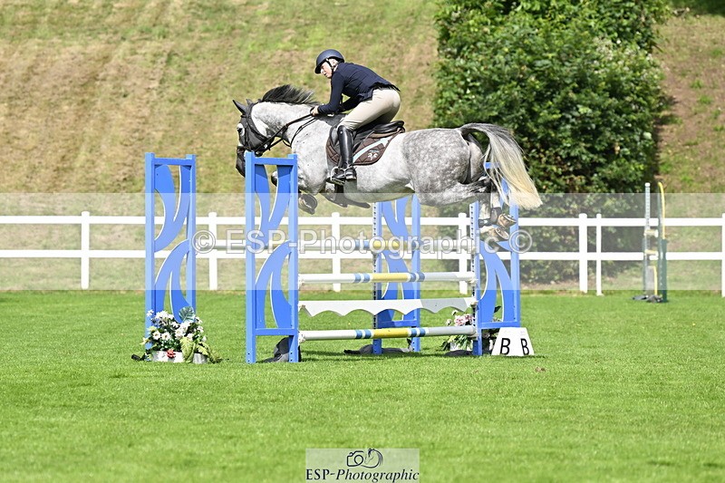 250613A-104922-00591 - Cls 1 Snr Newcomers and 1.10m Open