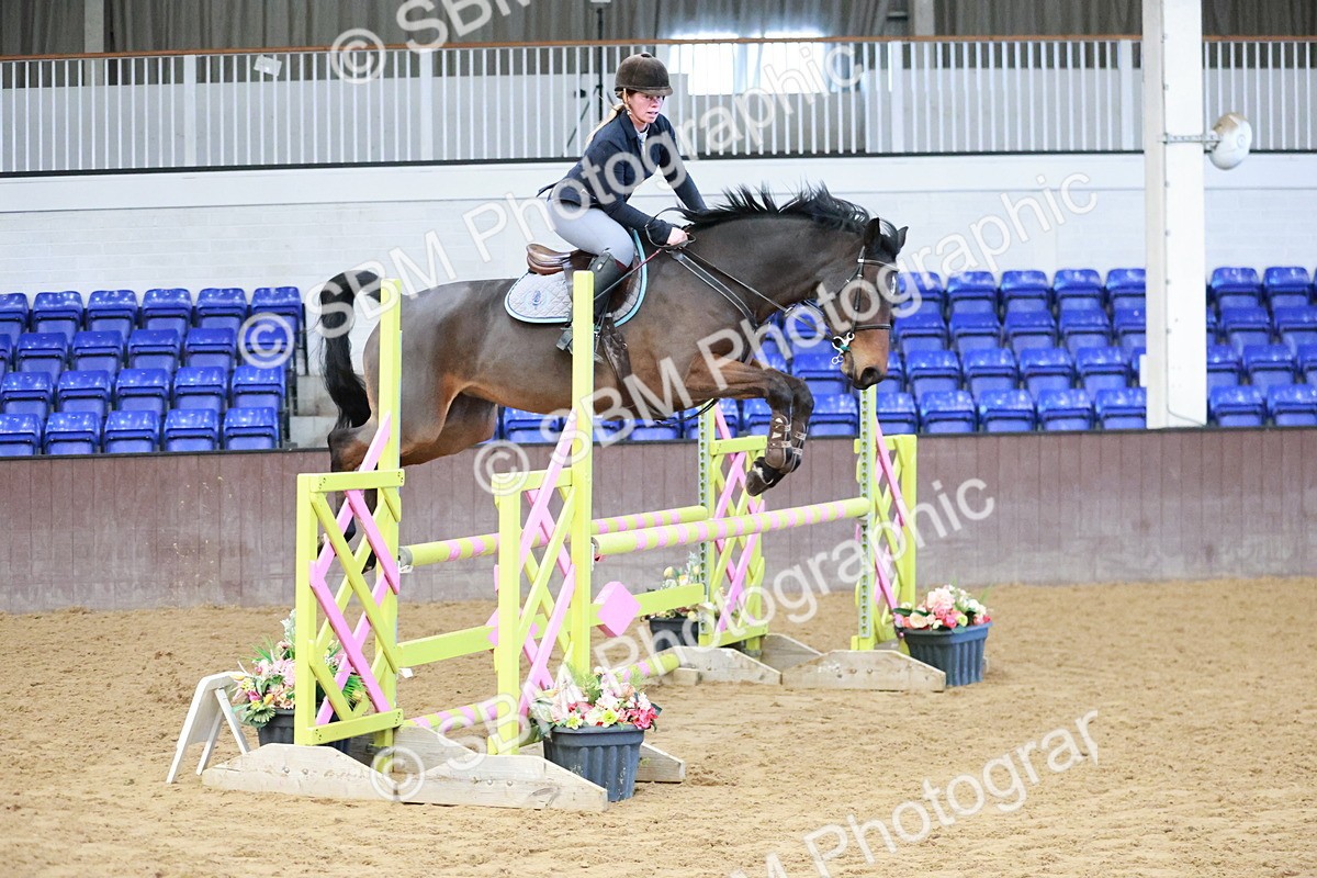 SBM_003013 - Class 9 - Senior British Novice - 90cm