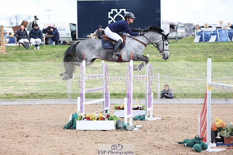 240419A-120126-06962 - Cls 6, 2 Star Medium Tour 1.35m