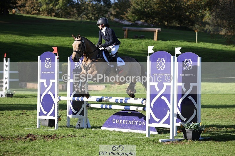 231022-153252-29827 - 498-SILVERLININGS.APHRODITE-Emily.Dobson-TrotUp+SJ