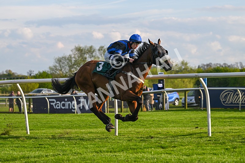 300424-Race 3-Ney-2694 - Race 3