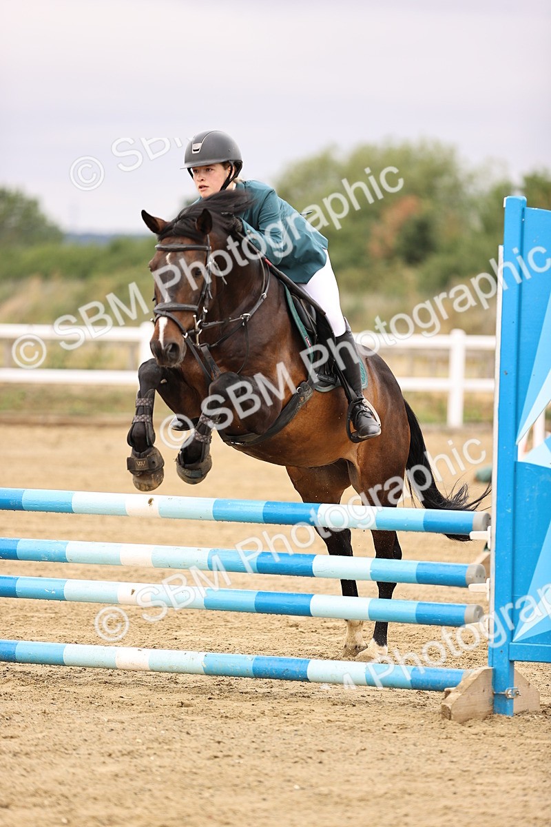 SBM_024308 - Class 8 - Clear Round