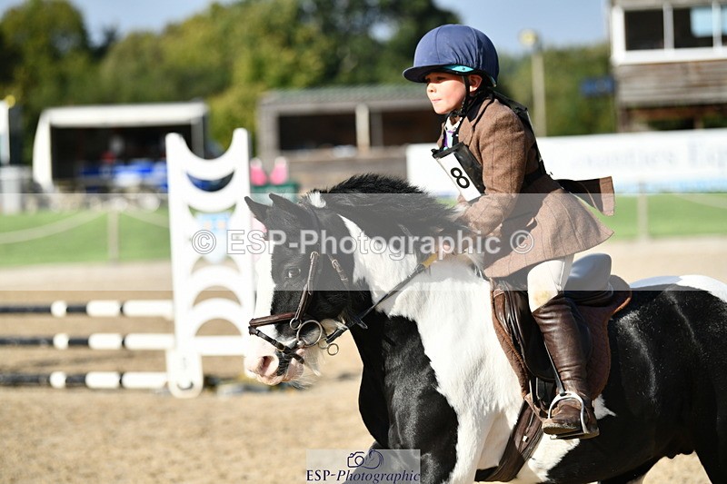 251004A-152143-01796 - Classes 8 & 9 70cm