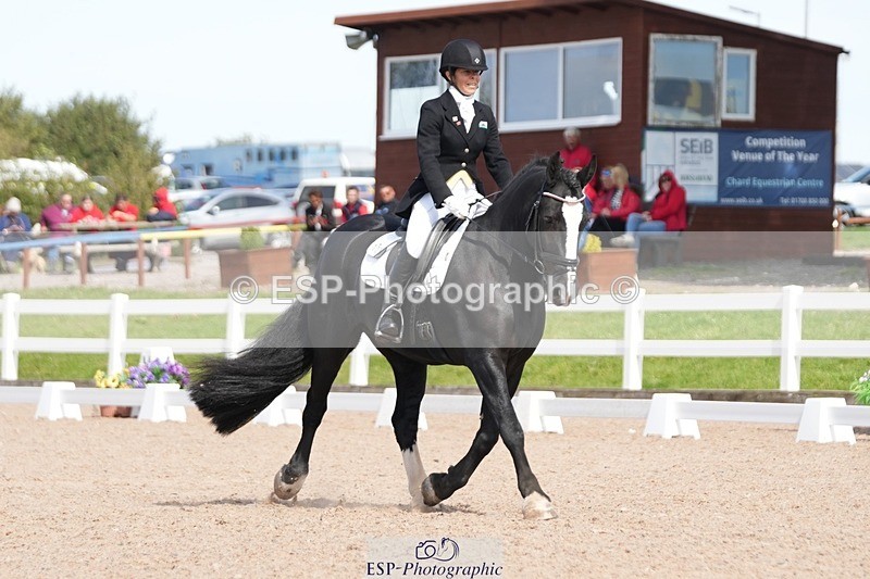 250906-140216-03848 - 021-Francesca.TurnerAlbie