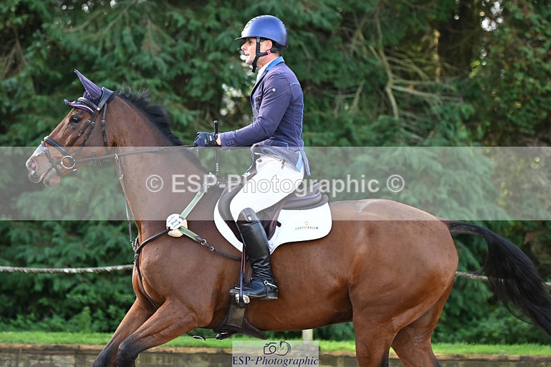 241025-095936-05256 - 127-Alexander.Bragg-STARSTRUCK.III