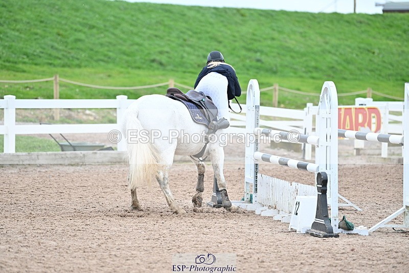 231119A-114322-05493 - Sun Cls 5 Newcomers & 1m Open