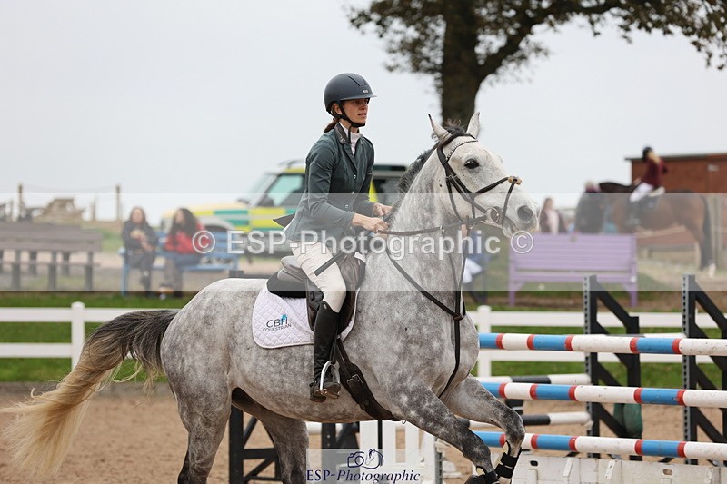 241101A-132426-02074 - FRI Cls 6 Foxhunter and 1.20m Open