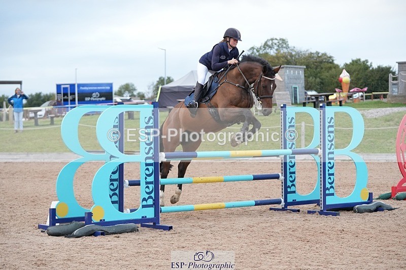 250902-185754-00864 - 1m Plus