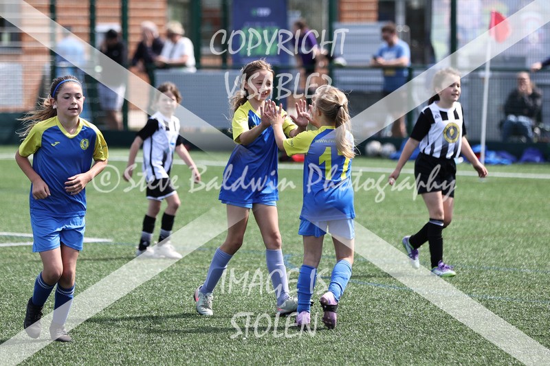 1DX31123 - Sat 13th U9 Girls