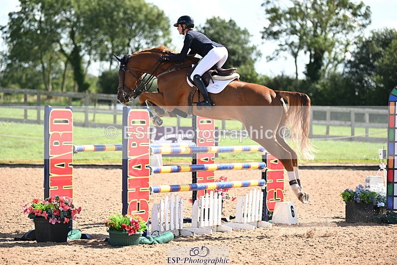 240913A-121802-04337 - Cls 15 Snr Foxhunter