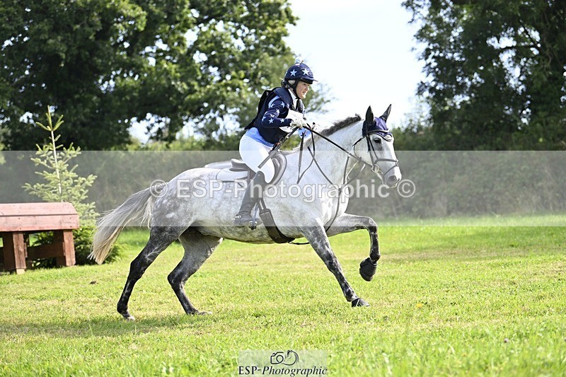 240831A-105048-00456 - 102-Kate.Darby-CLOROGUE.FLIGHT