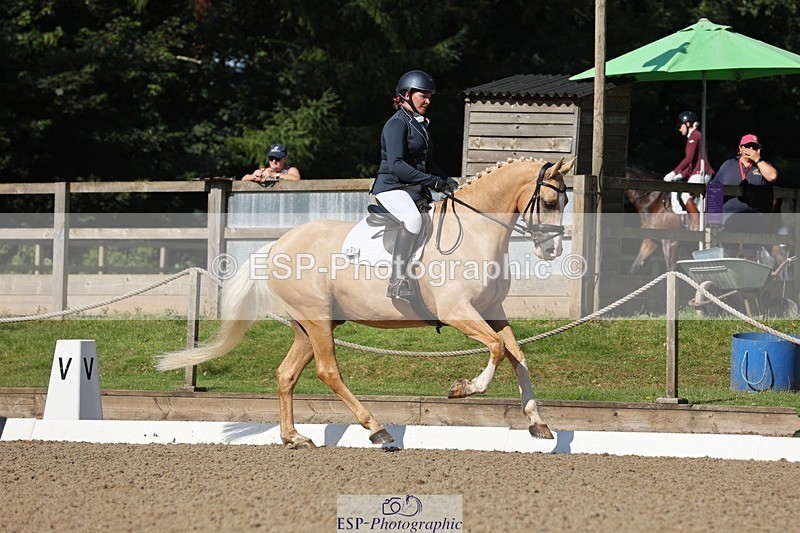 240719-091921-00095 - 307-Kate_Kerswell-Top_Gun_RB