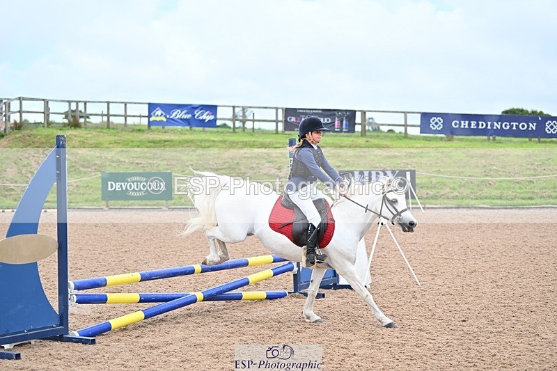 240813-160222-00137 - Clear round & 60cm
