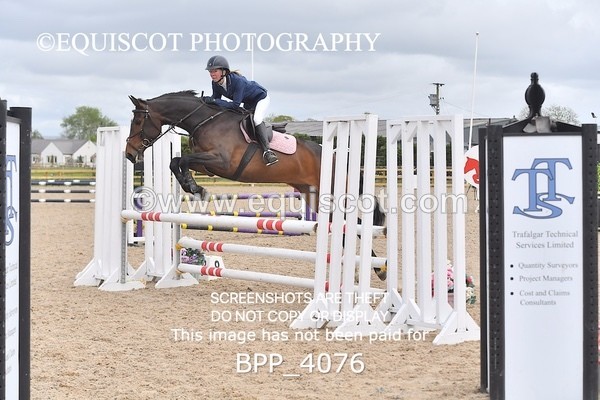 BPP_4076 - CLASS 4 Senior BritiNovice/ 90cm Open