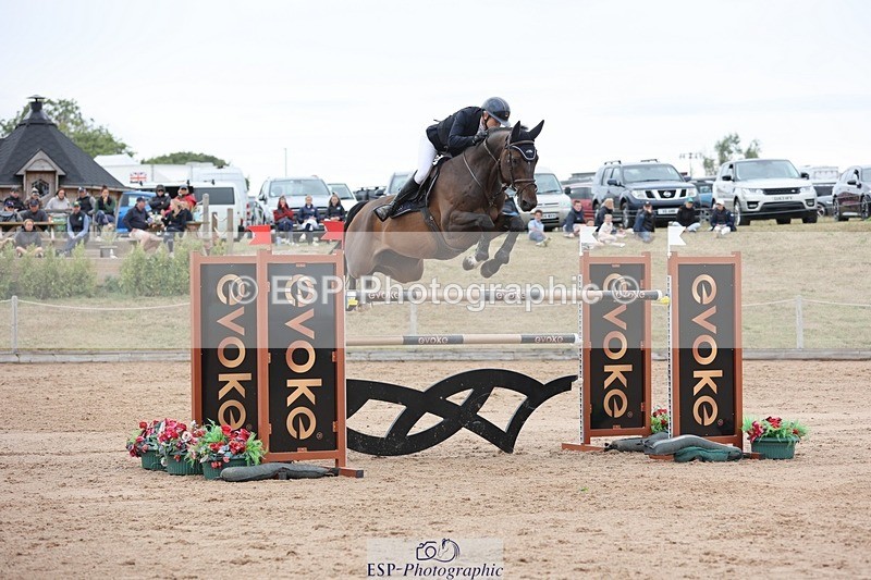 250719-181201-17792 - Cls 7, 3 Star Big Tour Break to End