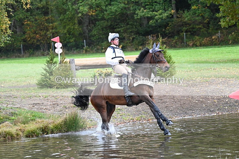 WJ7_4200 - Time 11:49 to 12:11