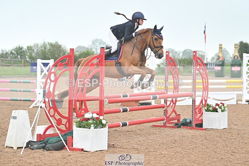 240505A-111524-04800 - Cls 3  Pony Discovery & 90cm Open