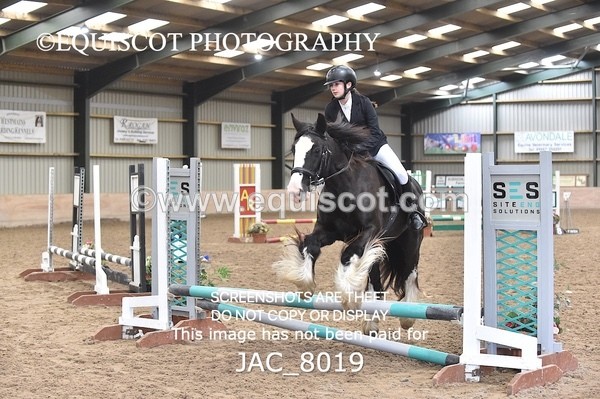 JAC_8019 - CLASS 4 NOVICE 50CM