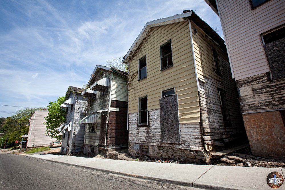 Abandoned Western Pennsylvania Houses | Row in Ruins - Abandoned Houses and Homes