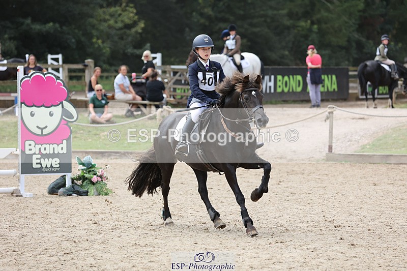 240823X-140630-18189 - 70cm R1 13.45 to 15.30