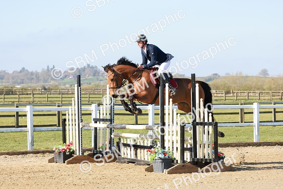 SBM_003013 - Class 14 - Senior British Novice - 90cm
