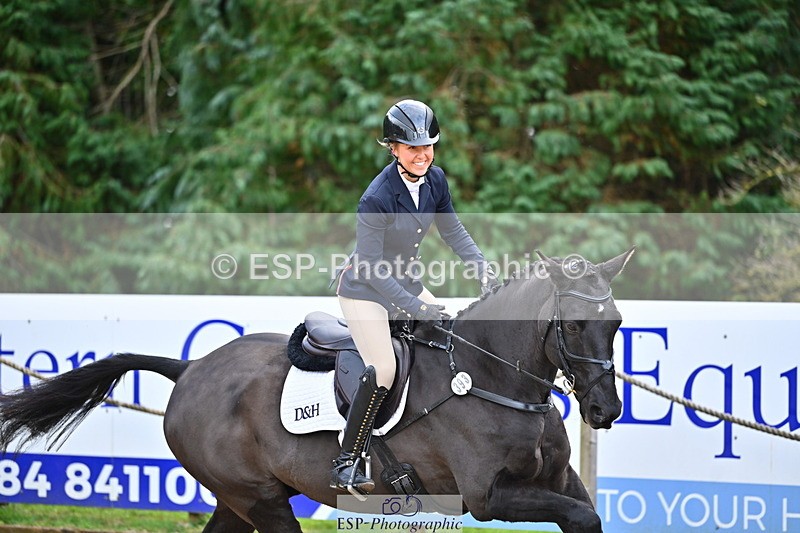 251026A-122129-24334 - E-393-Saskia.Rioux