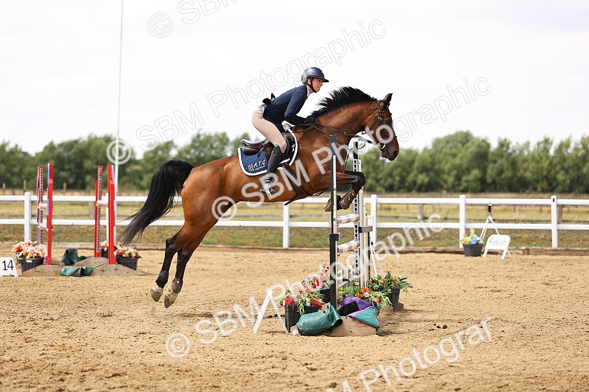 SBM_010545 - Class 9 - Senior Foxhunter - 1.20m Open
