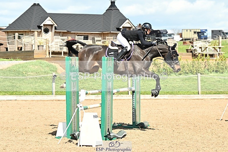 250416-132843-01087 - Cls 4 Newcomers and 1.10m