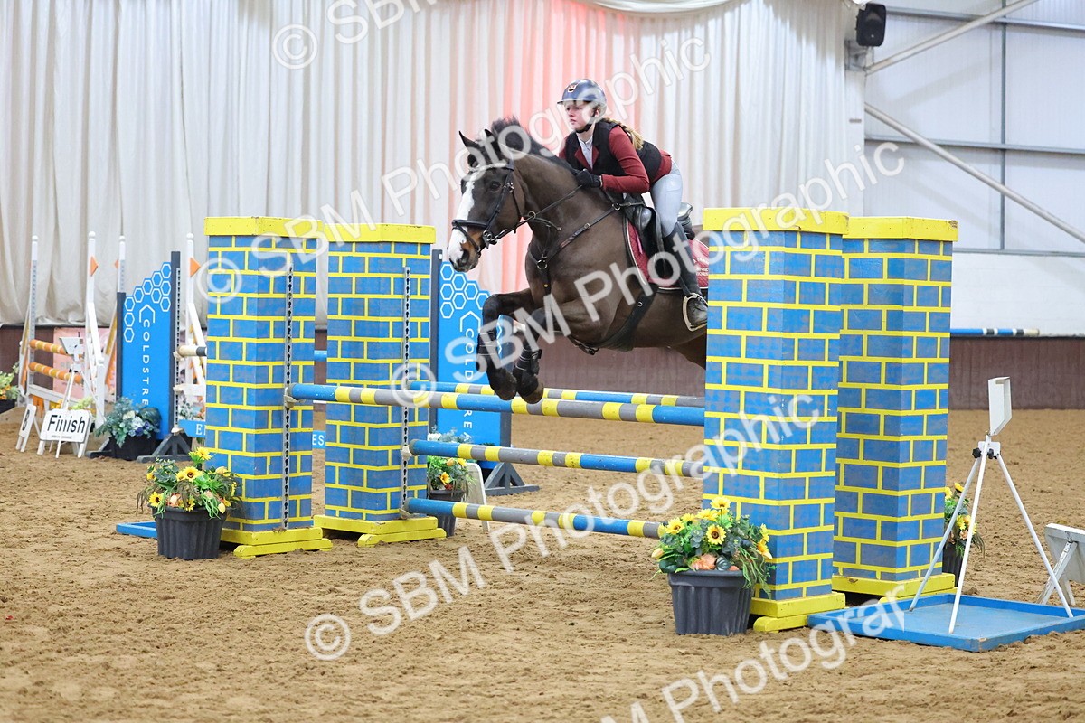 SBM_008420 - Class 21 - Nupafeed Supplements Senior Discovery/ 1m Open - First Round (1.00m)