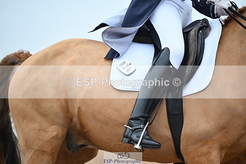 250214-130849-01764 - 124-Katharine.Lewis-Albertho.B