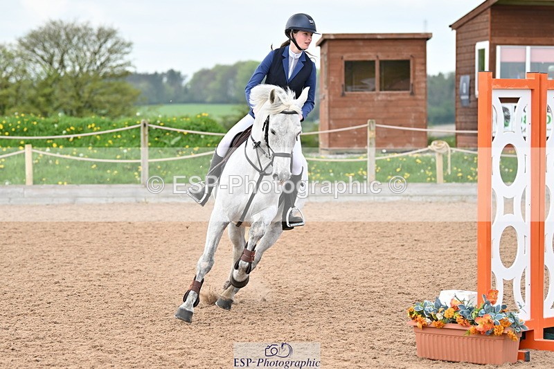 240506A-122514-08679 - Cls 5 Pony Foxhunter & 1.10m Open