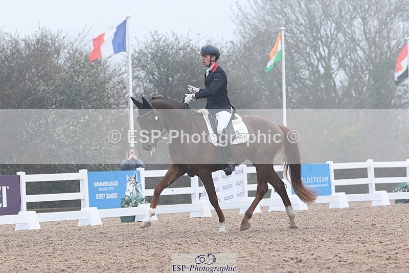 250404-090905-04386 - 076+074-Angus.Corrie-Deane+Amelia.Struel