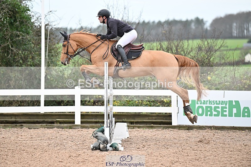 241206-122913-00725 - Cls 5 Newcomers and 1.10m Open