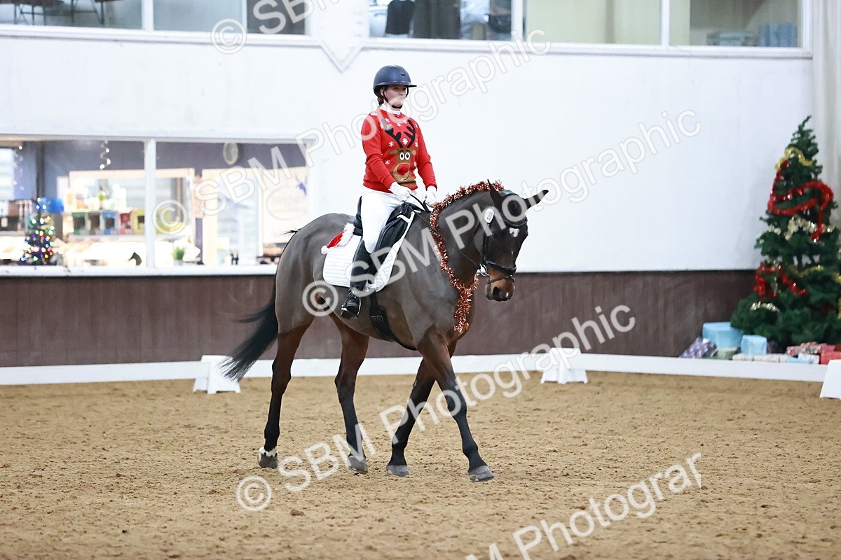 SBM_001790 - Class 9 - Novice 4