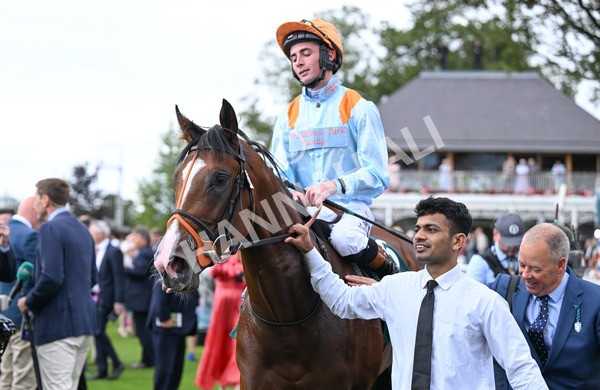 210825-054 Song Of The Clyde - Race 2 2.25pm Harry's Half Million By Goffs