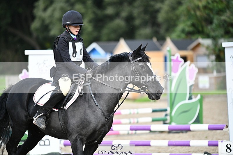 251004A-131253-01193 - Classes 6 & 7 60cm