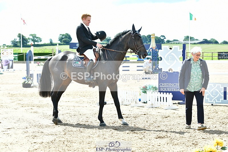 230720A-113502-02166 - Cls 5, 2 Star Medium 1.35m