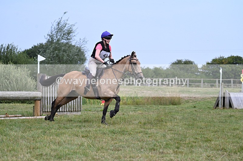 WJ7_8201 - 80cm XC Time 15:26 to 15:43