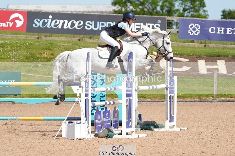260523-152954-00777 - Cls 9 Pony Foxhunter and 1.10m Open