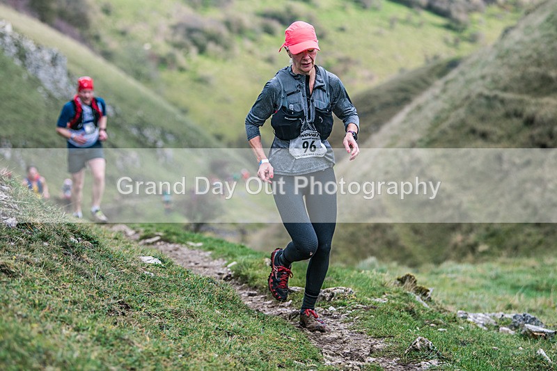 Litton-493 - Litton Christmas Cracker Fell Race (Limestone Series) Sunday 14th December 2025
