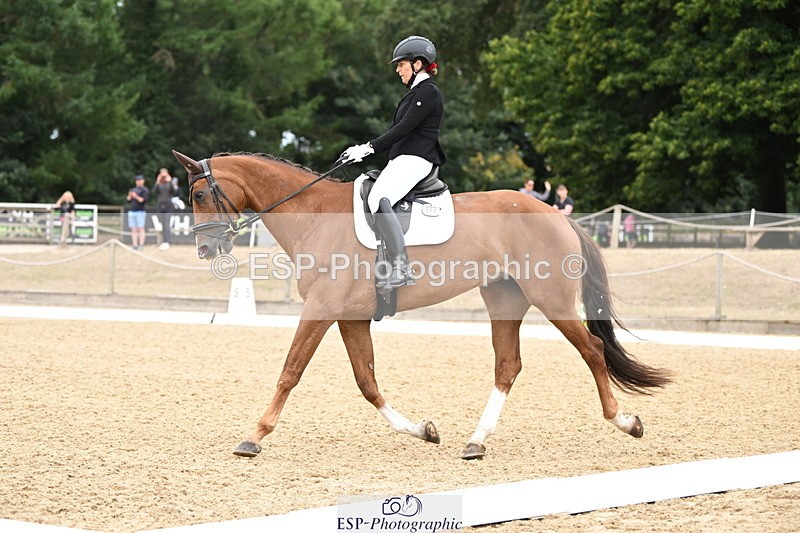 250808A-102124-00089 - 046-Alice.De.Soer-Lauretta.S